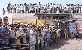 A section of the crowd at a public meeting during Deputy Prime Minister L.K. Advanis Bharat Uday Yatra at Datia in Madhya Pradesh 