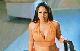 Meghna Naidu in Hawas