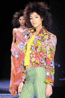 A model during the DSYN 2004 fashion show in the Capital on Monday.
