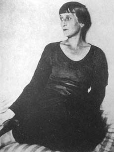 Anna Aakhmatova