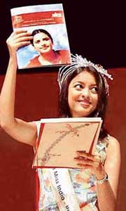 Femina Miss India Universe - 2004 Tanushree Dutta 