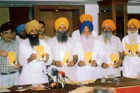 Mr Sharanjit Singh Dhillon and other senior Akali and BJP leaders release Ludhiana Vision on Saturday