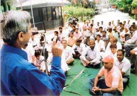 Dr Arun Mitra, president of the CPI, addresses a rally at the MC office in Ludhiana on the occasion of Labour Day
