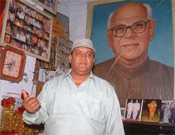 Mr Avinash Topi who was beaten up by senior Congress leaders and their supporters