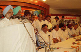 Dr Manmohan Singh, senior Congress leader, addresses an intellectuals meet in Jalandhar on Thursday.