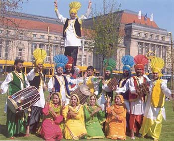 A 14-member gidha and bhangra team in colourful dresses which charmed the audience with their dances in Leipzig, Germany
