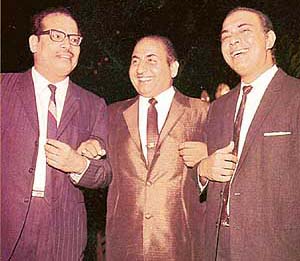 With Talat Mahmood (extreme right) ended the era of soul-stirring ghazals