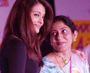 Bollywood actress Aishwairya Rai with Suman Joshi of Punjab