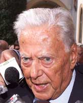 Fiat's president Umberto Agnelli speaks to journalists during the Ambrosetti seminar in Cernobbio in this file photograph.  