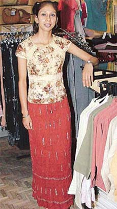 Crinkled cotton ghagra skirts are the new style statement for the yuppies