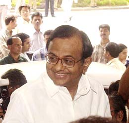Union Finance Minister P. Chidambaram arrives to attend the first session of the 14th Lok Sabha at Parliament house in New Delhi