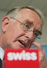 Chairman and interim CEO Pieter Bouw announces at a news conference in Zurich on Thursday that Swiss International Air Lines will not join the oneworld airline alliance.