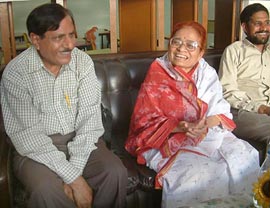 Pakistani writer Ahmad Salim with Gandhian Nirmala Deshpandey in Amritsar