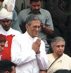 Lt. Governor of Delhi B.L.Joshi with Delhi CM Sheila Dikshit