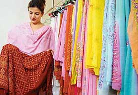 Tanu Batra flaunts the Lucknow fair at her Sector 8 residence