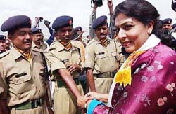 Union Minister of Tourism Renuka Choudhary tying rakhi 
