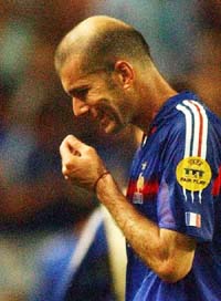 Zinedine Zidane of France leaves the field at the end of the Euro 2004 quarter-final soccer match