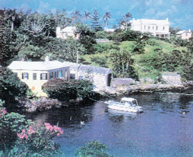 Bermuda is the quintessential tourist island because of attractive living conditions and adequate facilities for visitors