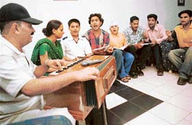 Music director Varinder Bachan hones the skills of artistes at his music academy in Chandigarh