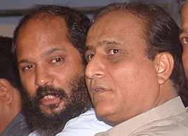 Mohammad Azam Khan (right), chairman of the Babri Masjid Committee and Minister for Water Supply and Employment in Uttar Pradesh, with Mr Darshan Rattan Ravan, president of the Adi Dharam Samaj