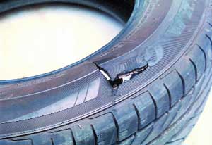 Tubeless radial tyres can cause blowouts because of their weak side walls