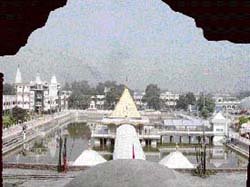 A view of the Devi Talab temple