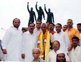 Mr Manjit Rai Bharadwaj, who has travelled 9000 km so far on foot to spread the message of peace
