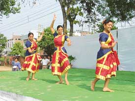 CMC students present a colourful dance on Independence Day