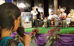 A student of Punjab Technical University puts her question to the President, Dr A.P.J Abdul Kalam on the occasion of launch of the first tele-education programme in Jalandhar on Wednesday