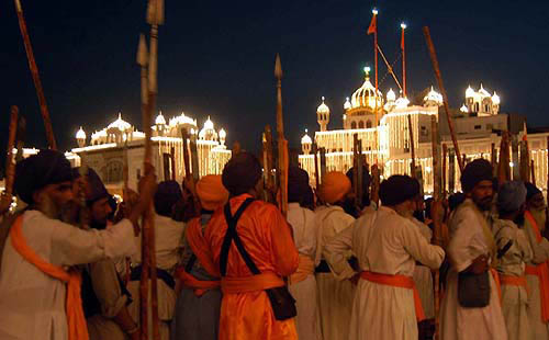 Sikh devotees arriving at the Golden Temple