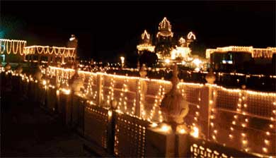 An illuminated Nada Sahib gurdwara in Panchkula on Wednesday to mark 400 years