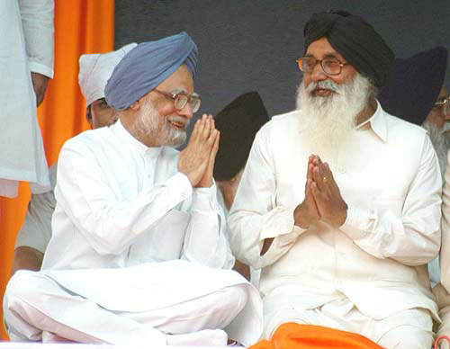 Prime Minister Manmohan Singh and former Chief Minister and SAD chief Parkash Singh Badal