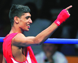 Amir Khan