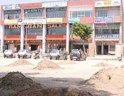 A view of the Mansa Devi Complex market, Sector 5, Panchkula