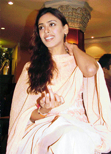 Actress Harshita Bhatt at a press meet organised by a textile mill in Ludhiana 