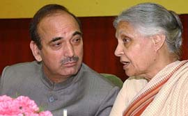 Union Urban Development Minister Ghulam Nabi Azad and Delhi Chief Minister Sheila Dikshit at a national conference