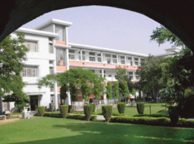 The campus of Apeejay College of Fine Arts