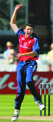 Fast bowler Steve Harmison was named the Man of the Series in the three-match NatWest Challenger between India and England.