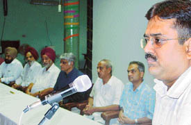 Dr Umesh Sharma delivers a lecture during the 37th Engineers Day celebrations at Punjab Engineering College in Chandigarh on Wednesday.
