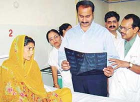 Union Health Minister Dr Anbumani Ramadoss, meets patients at the Advanced Urology Centre at the PGI in Chandigarh