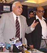 Minister of State for Science and Technology Kapil Sibal (left) with Principal Scientific Advisor Dr R. Chidambram at a press conference