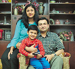 Sharad Aggarwal and family