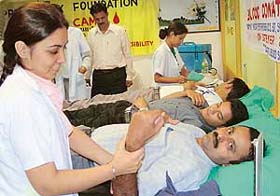 Over 500 employees of the Armway distributors donated blood at a camp