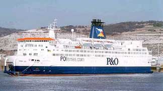 P&O is set to announce a staggered reduction of up to 1,000 jobs at the Ports and Ferries group