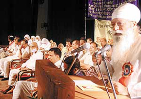 Mr H.S. Hanspal, President, Punjab Pradesh Congress Committee, addresses a meeting held to mark the bicentenary of Acharya Bhikshus nirvana at Tagore Theatre, Sector 18, Chandigarh, on Sunday.