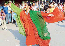 Students of Eicher School, Parwanoo, present a street play:  Zindagi Khuli Hawa ke Talaash Mein, at Sector 17 Plaza, Chandigarh, on Wednesday.