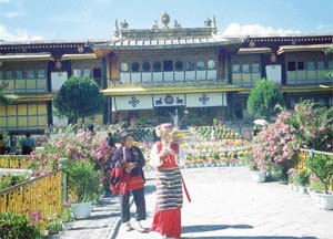 Nubralingka Palace --- the summer residence of the Dalai Lama