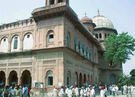 Century-old administrative complex at Kapurthala declared unsafe. 