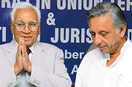 The Governor of Punjab and Haryana, Dr A.R. Kidwai, and the Union Minister, Mr Mani Shankar Aiyer at the conclusion of conference on 'Panchayati Raj in Union Territories,' in Chandigarh on Friday.