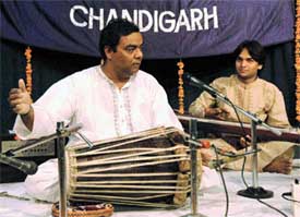 Fateh Singh Gangani performs at Prachin Kala Kendra, Sector 35, Chandigarh